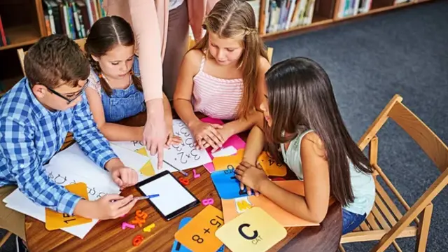 Proyek Edukasi Kreatif